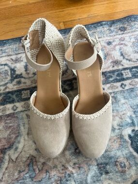 Women’s Cream Ankle-Strap Wedge Espadrilles